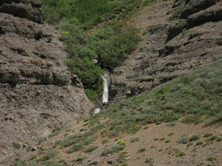 Waterfall on the way to the Carson Gap